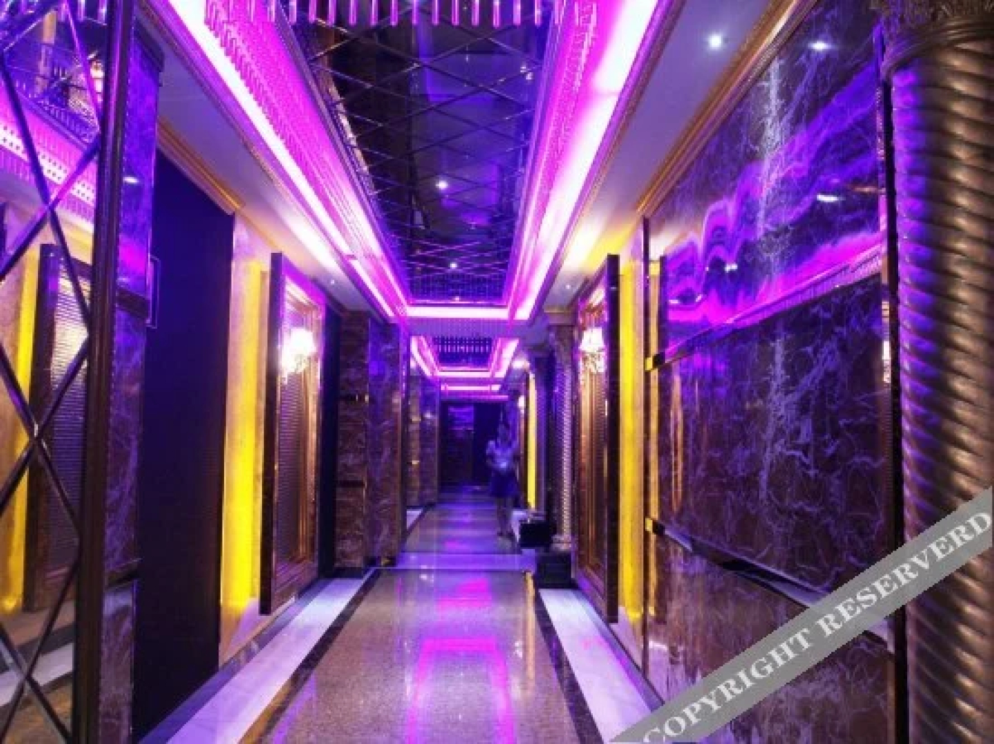 Yijia San Jiang Hotel