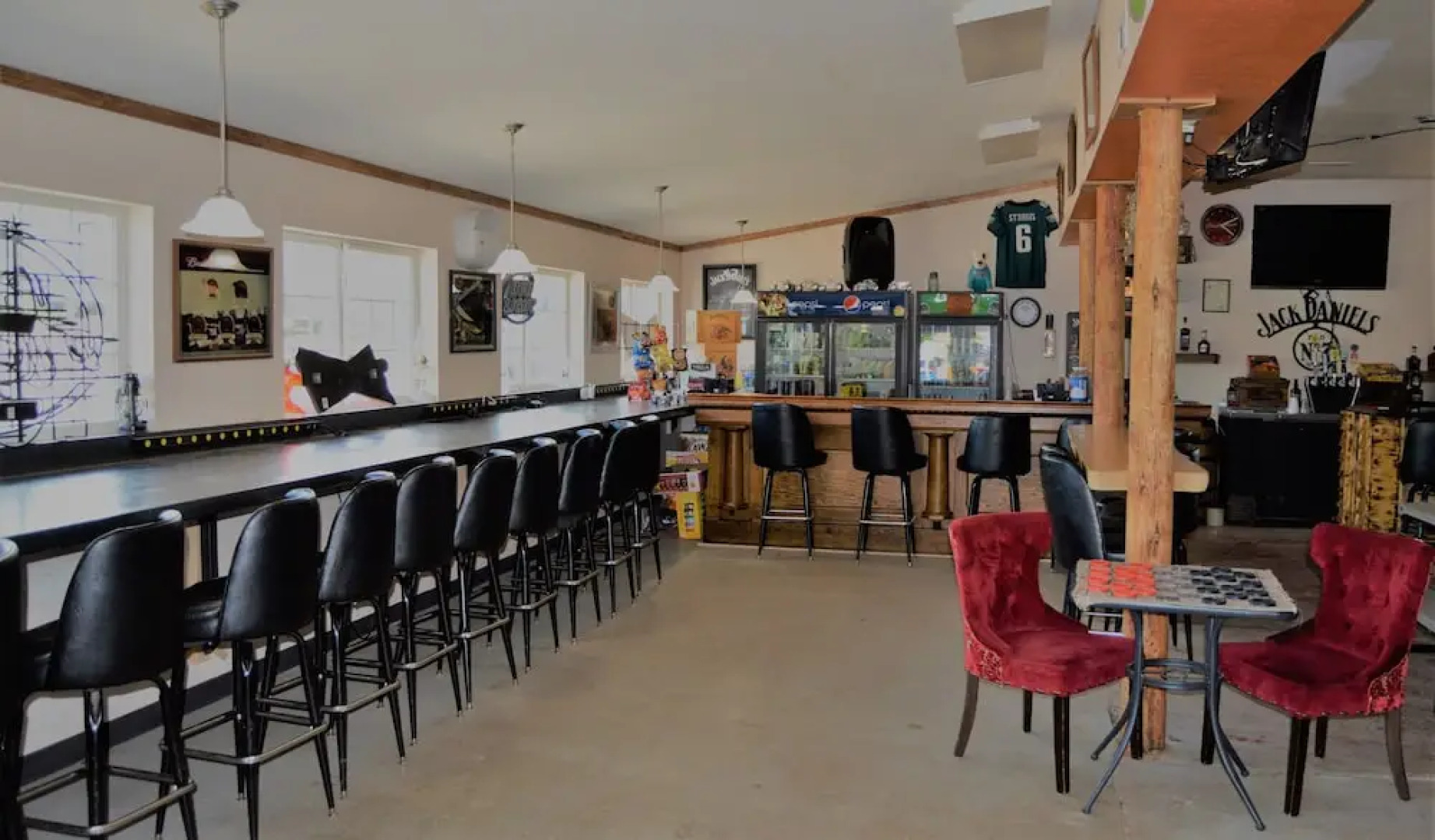 No Name City Luxury Cabins & RV