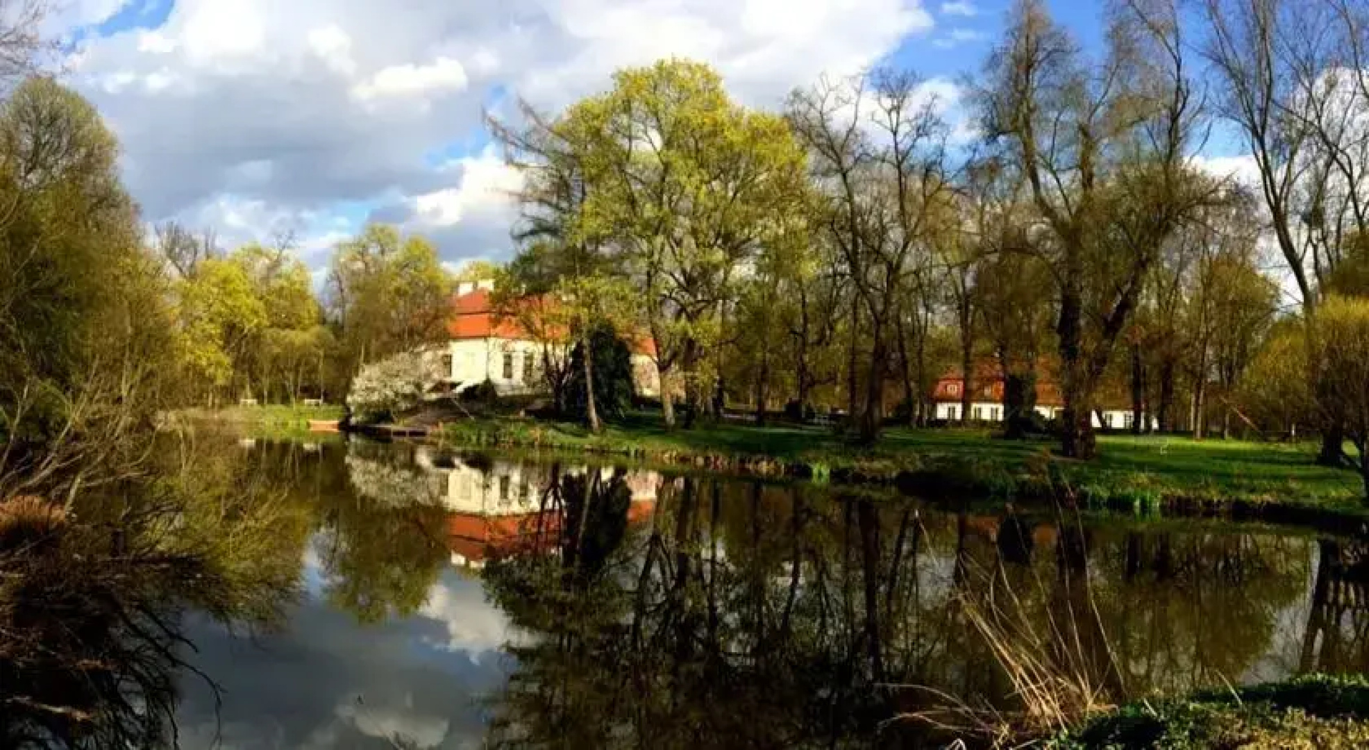 Pałac w Oborach