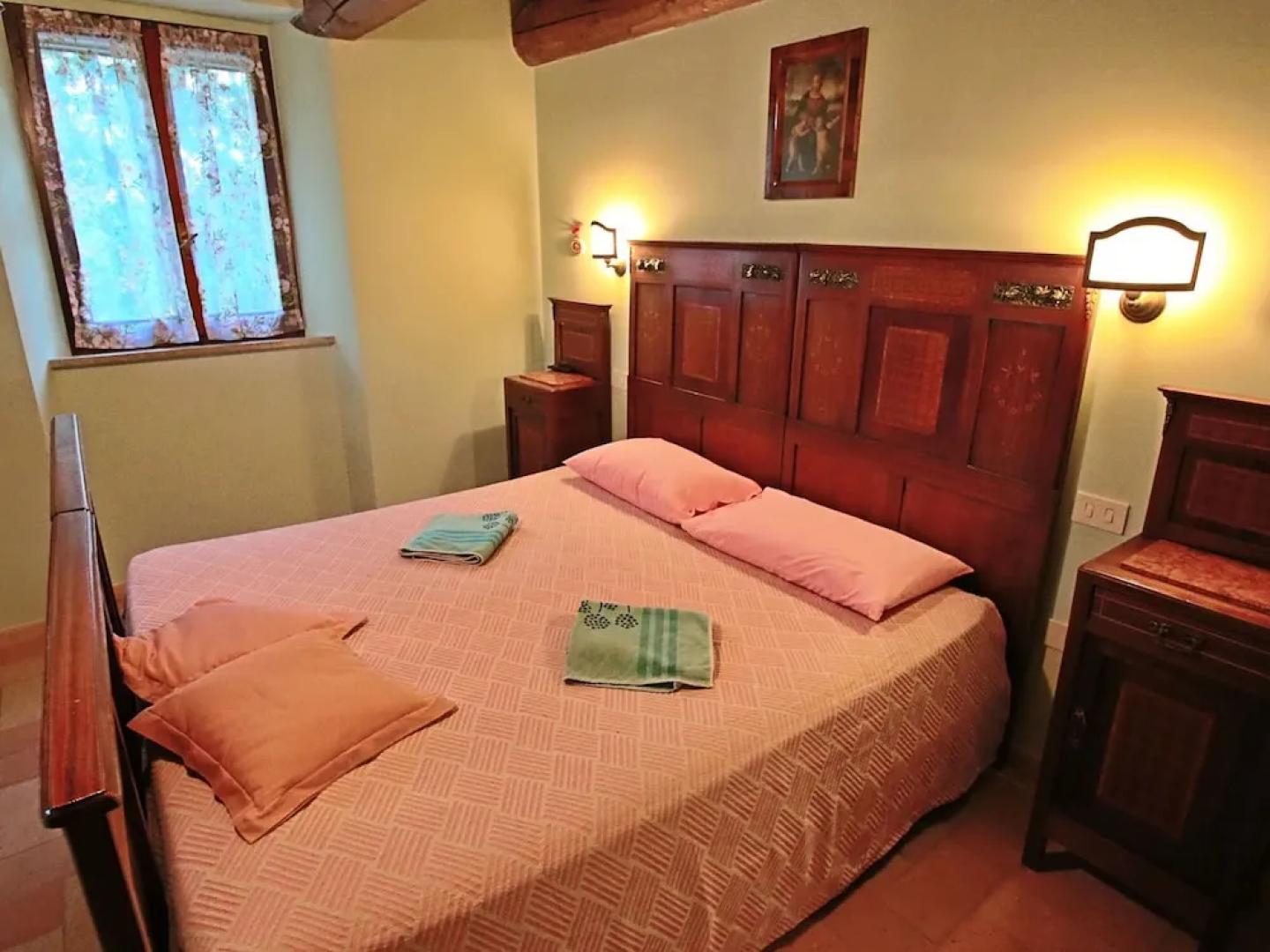 Holiday Home in Serrungarina Near the Lake