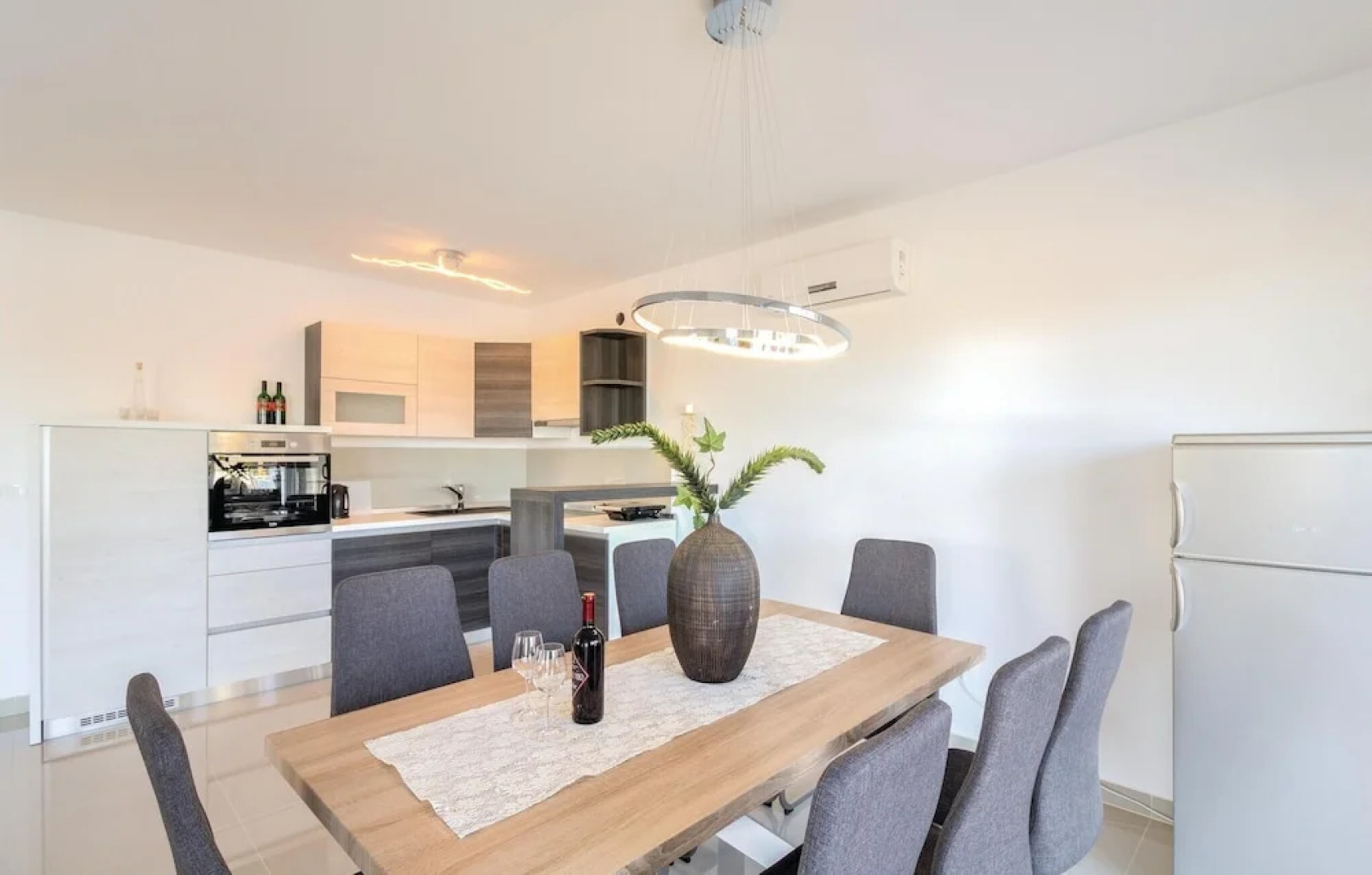 Awesome Home in Volme With Wifi and 4 Bedrooms