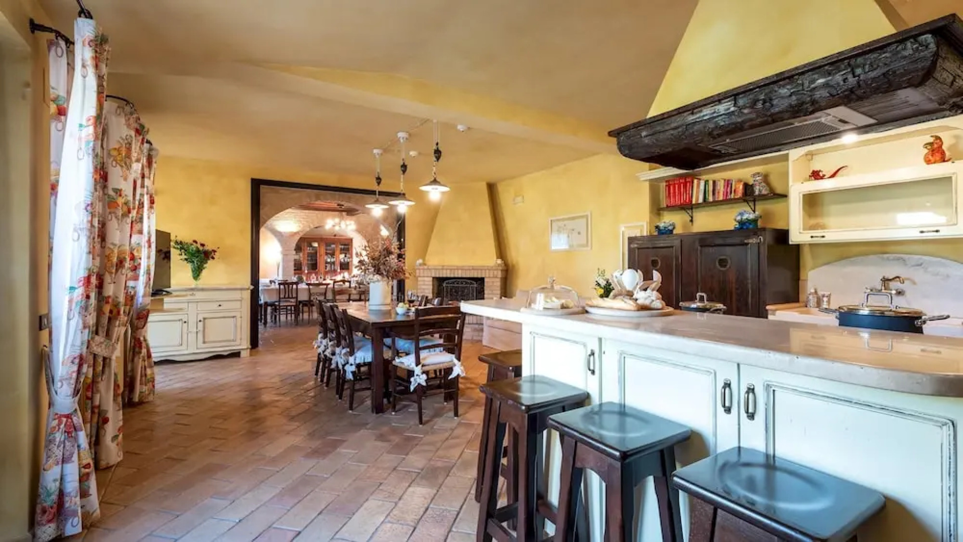 Villa Isotta 8 4 Emma Villas