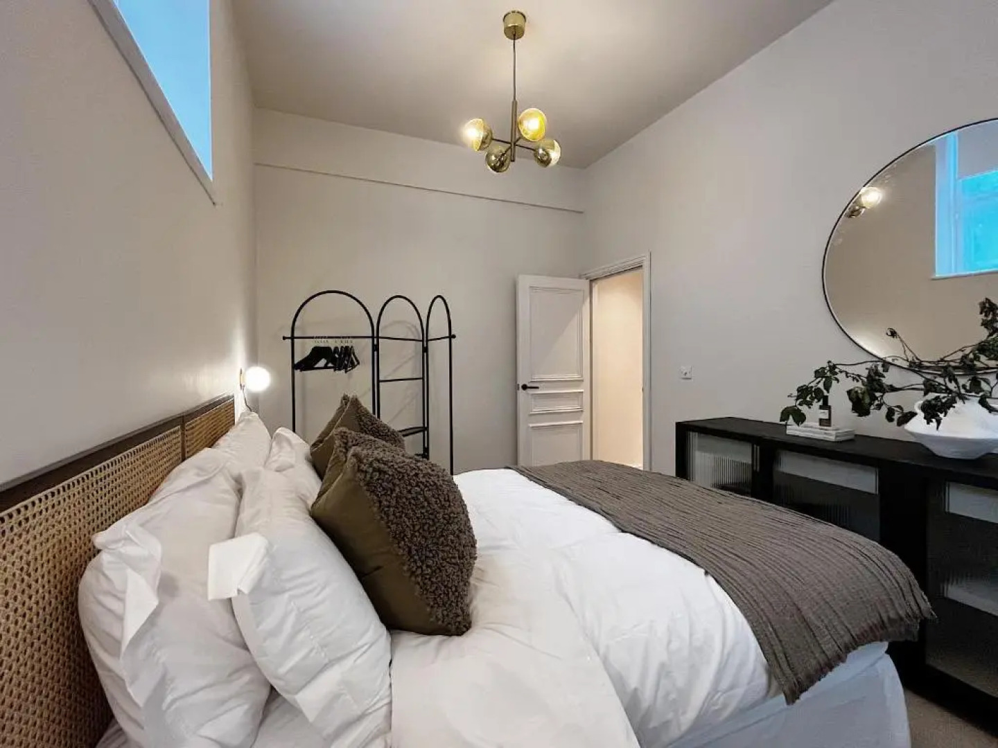 Luxury 2 Bedroom Flat in Central Todmorden