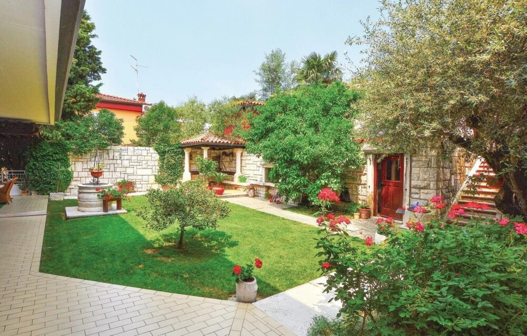 Awesome Home in Portoroz With Sauna, Wifi and 2 Bedrooms