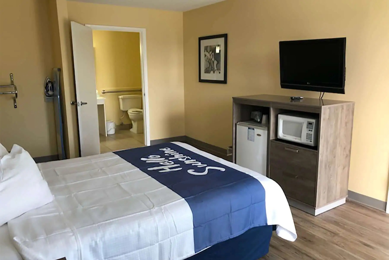 Days Inn by Wyndham Cape Carteret near Emerald Isle