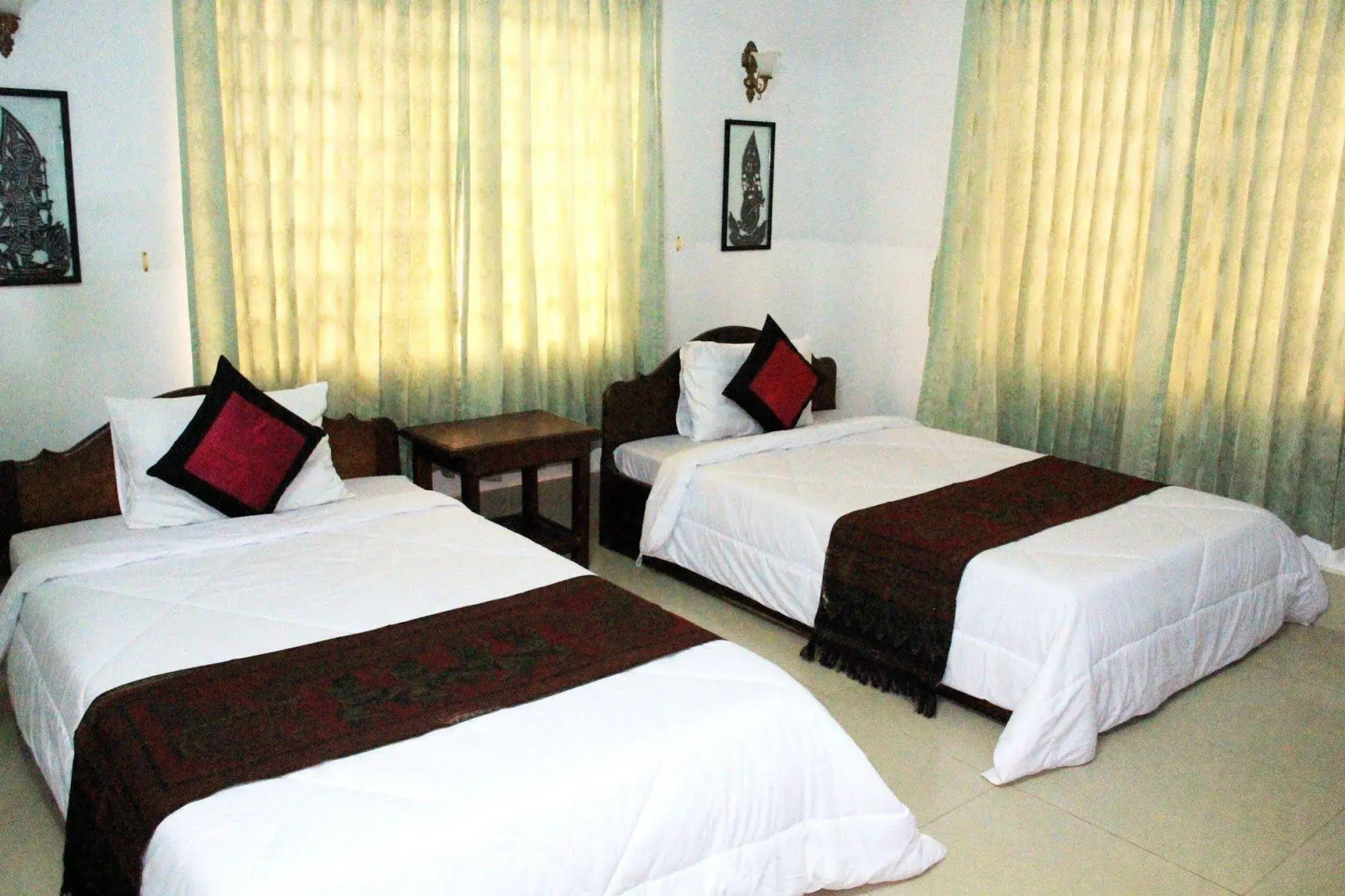 Tropical Breeze Guesthouse