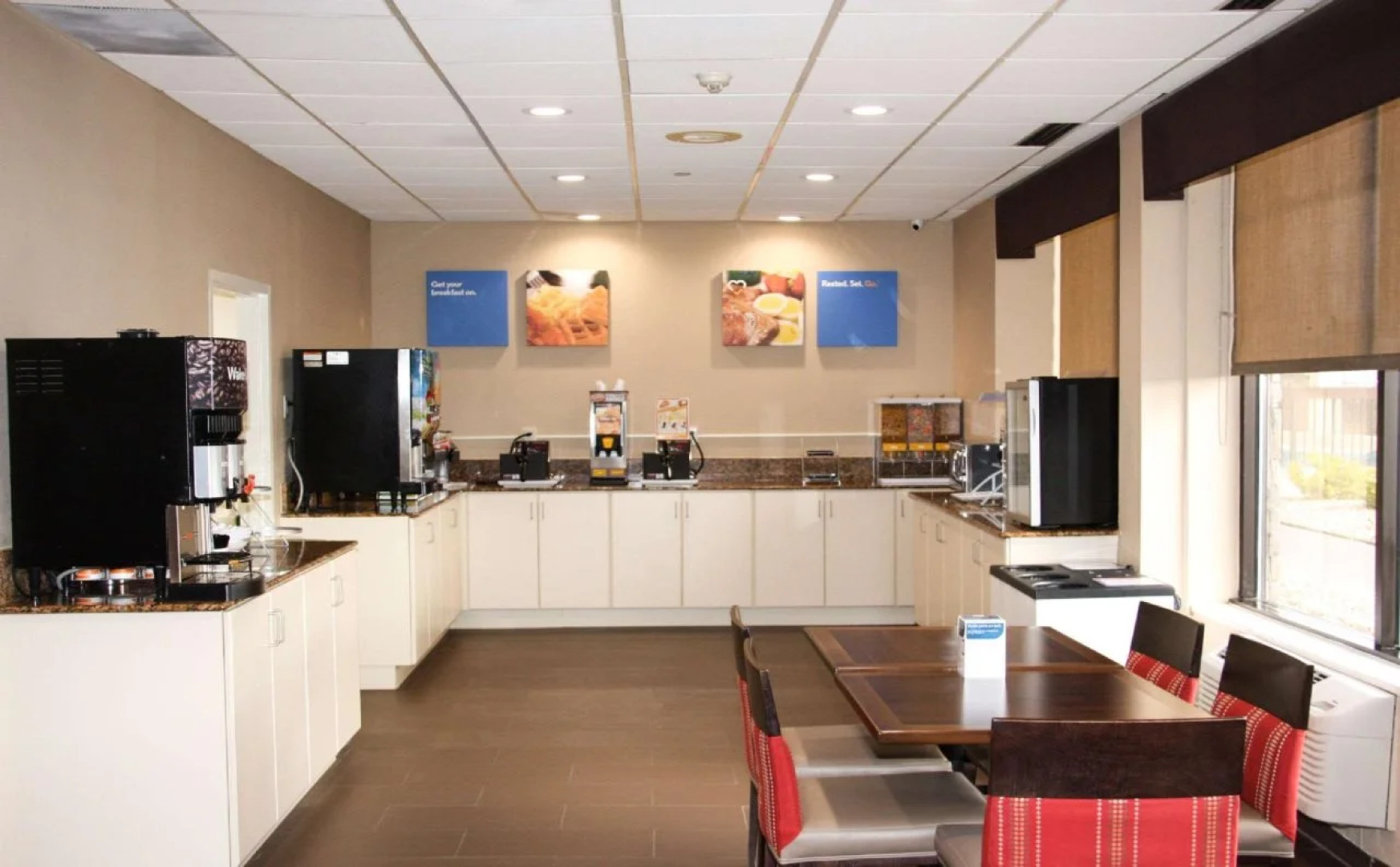 Comfort Inn & Suites Durham near Duke University