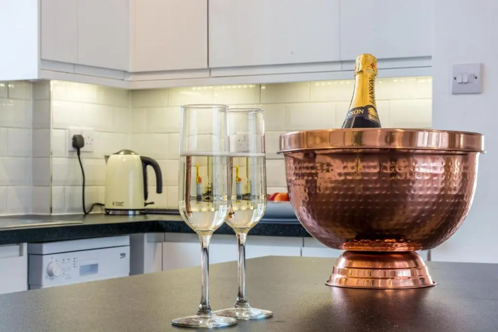 Castle Properties: The Sovereign 5 Bed Town House