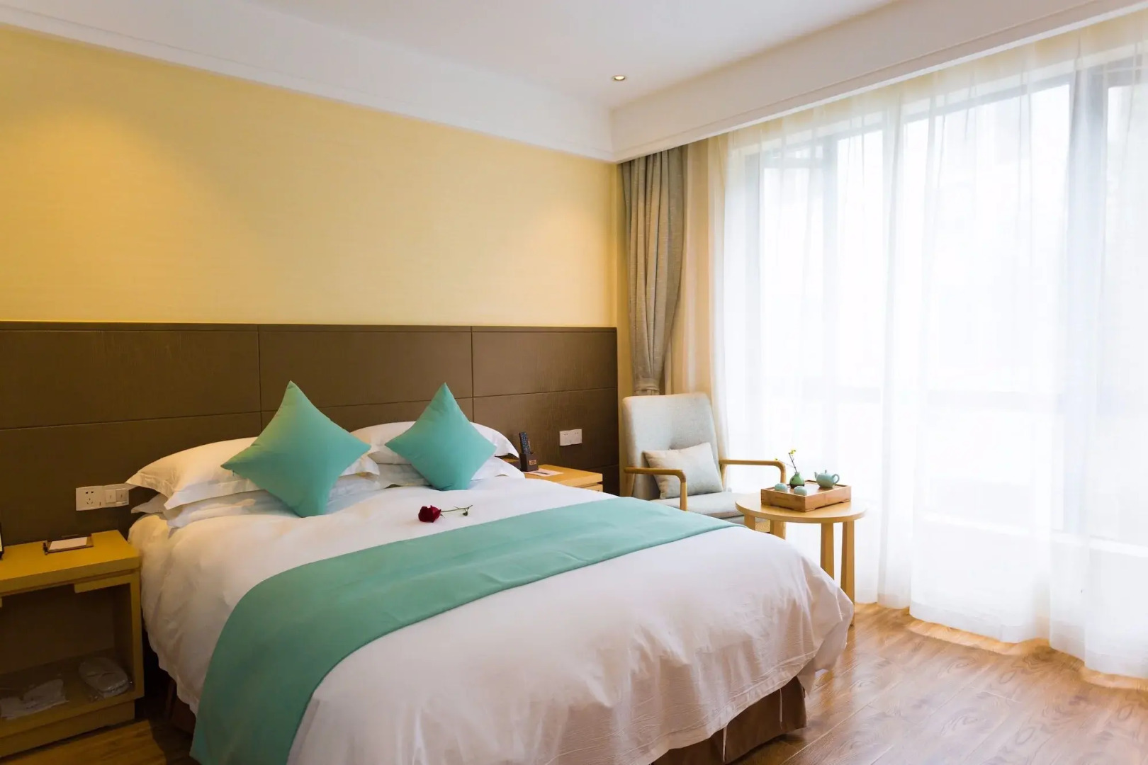 Nostalgia Hotel (West lake Hangzhou)