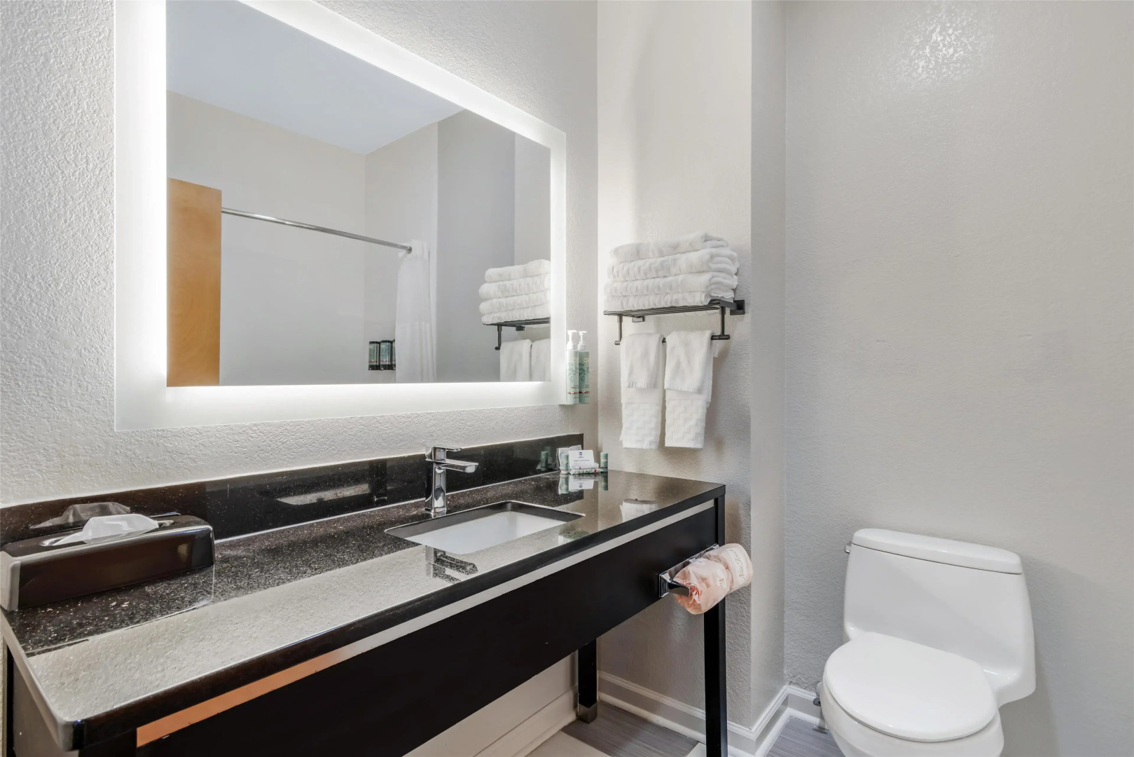 Best Western Commerce Inn