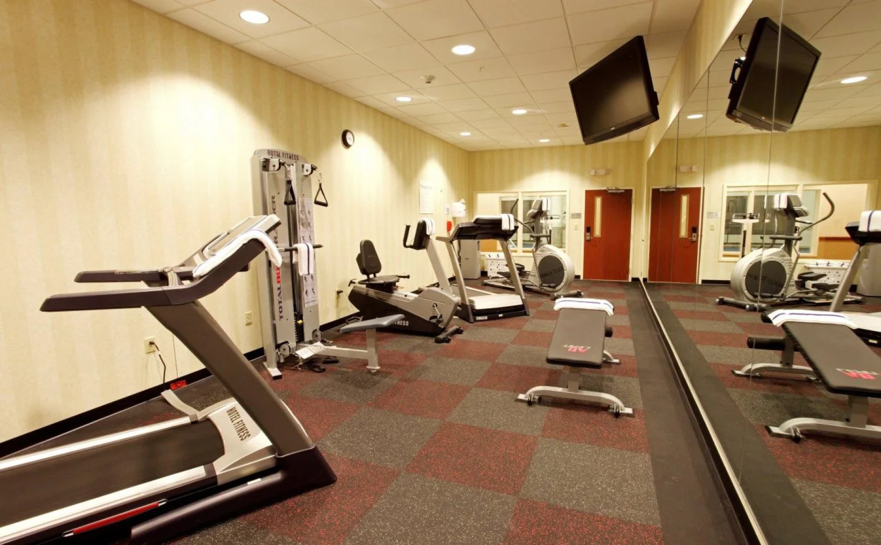 Holiday Inn Express Hotel & Suites Columbus Univ Area - Osu by IHG