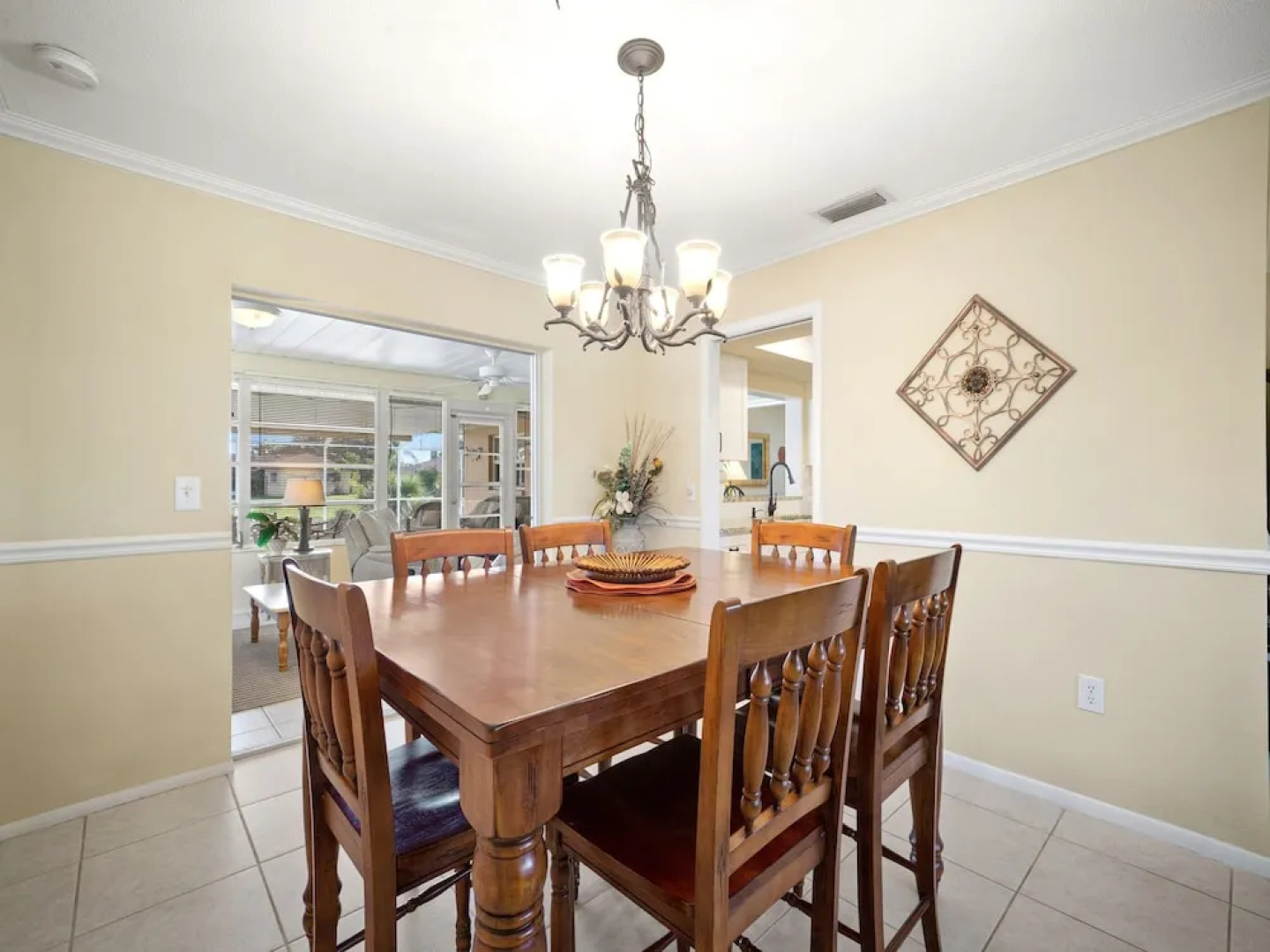 Lakeside House by Vacation Rental Pros