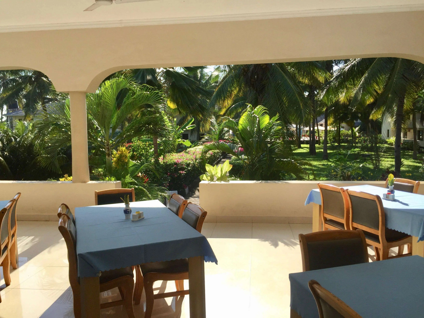 Oceanic Bay Hotel & Resort