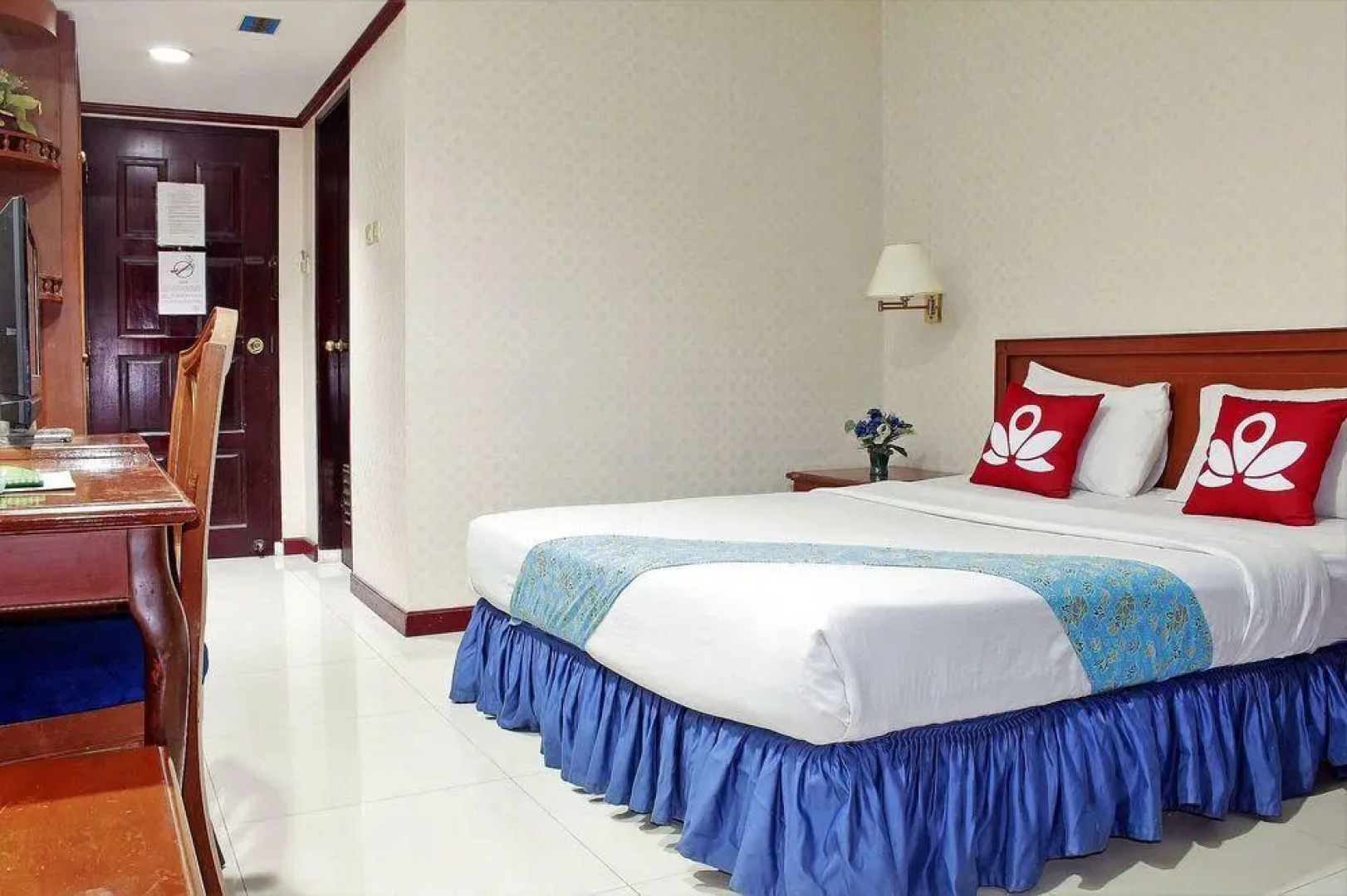 ZEN Rooms Basic Sawojajar