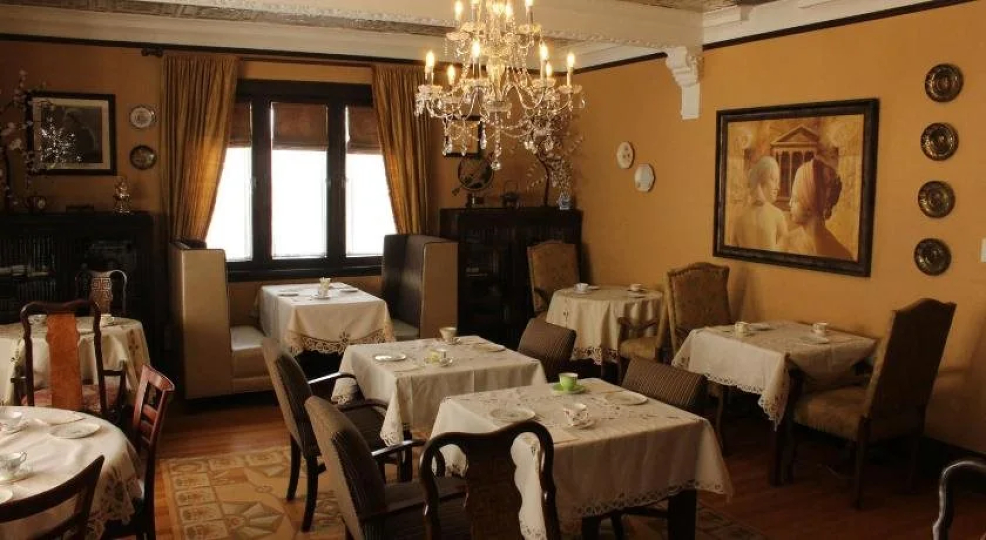 Grey Gables Inn