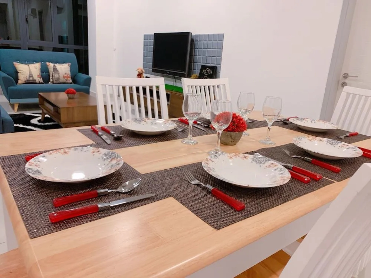 The Luxury Jazz Suites