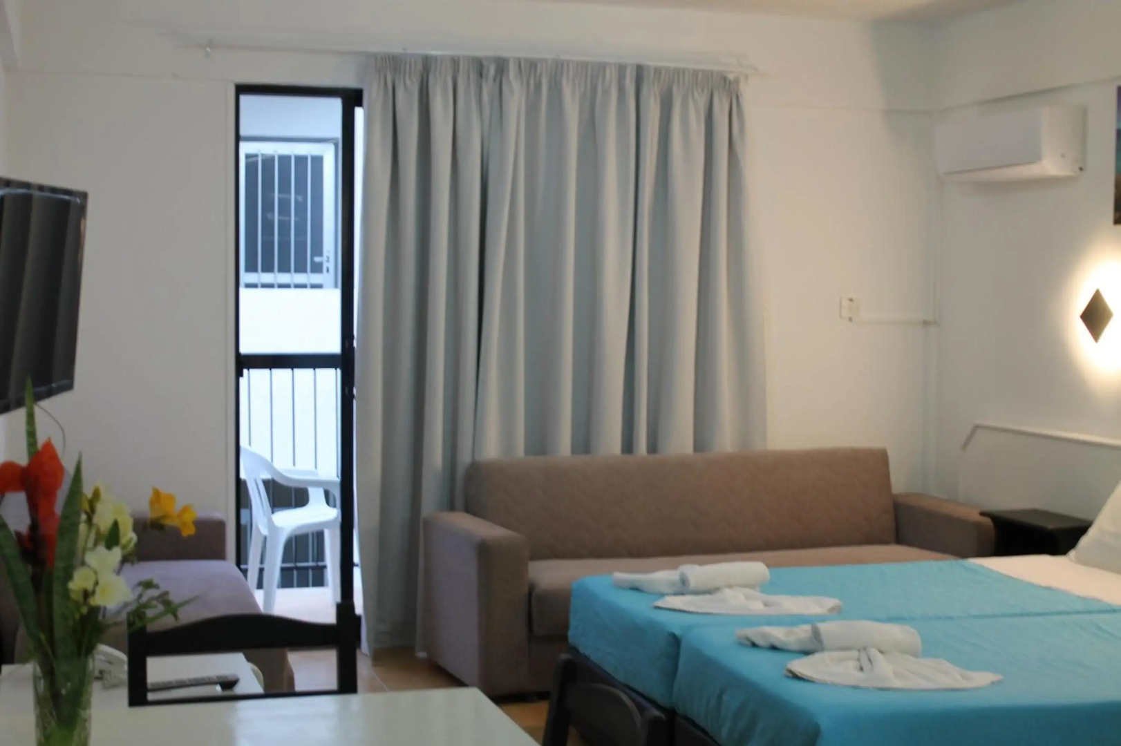 A. Maos Hotel Apartments