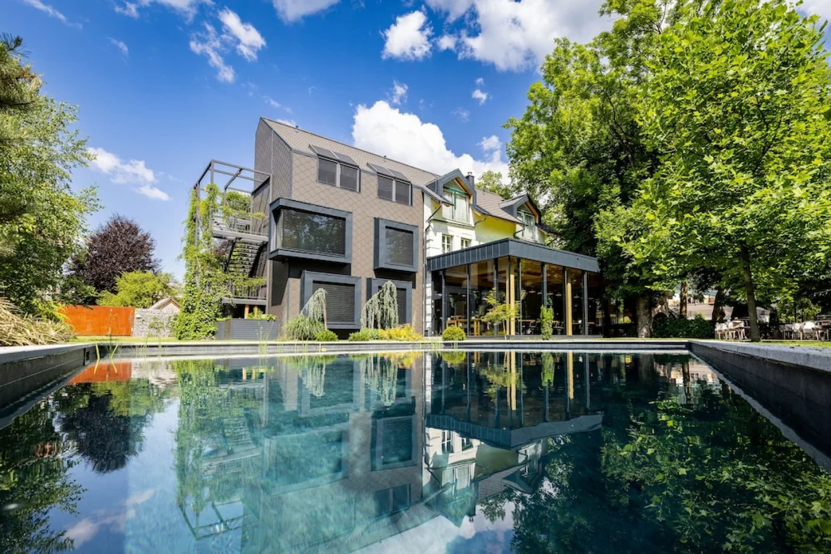 Sunrose 7 - Gourmet & SPA Hotel (16+)