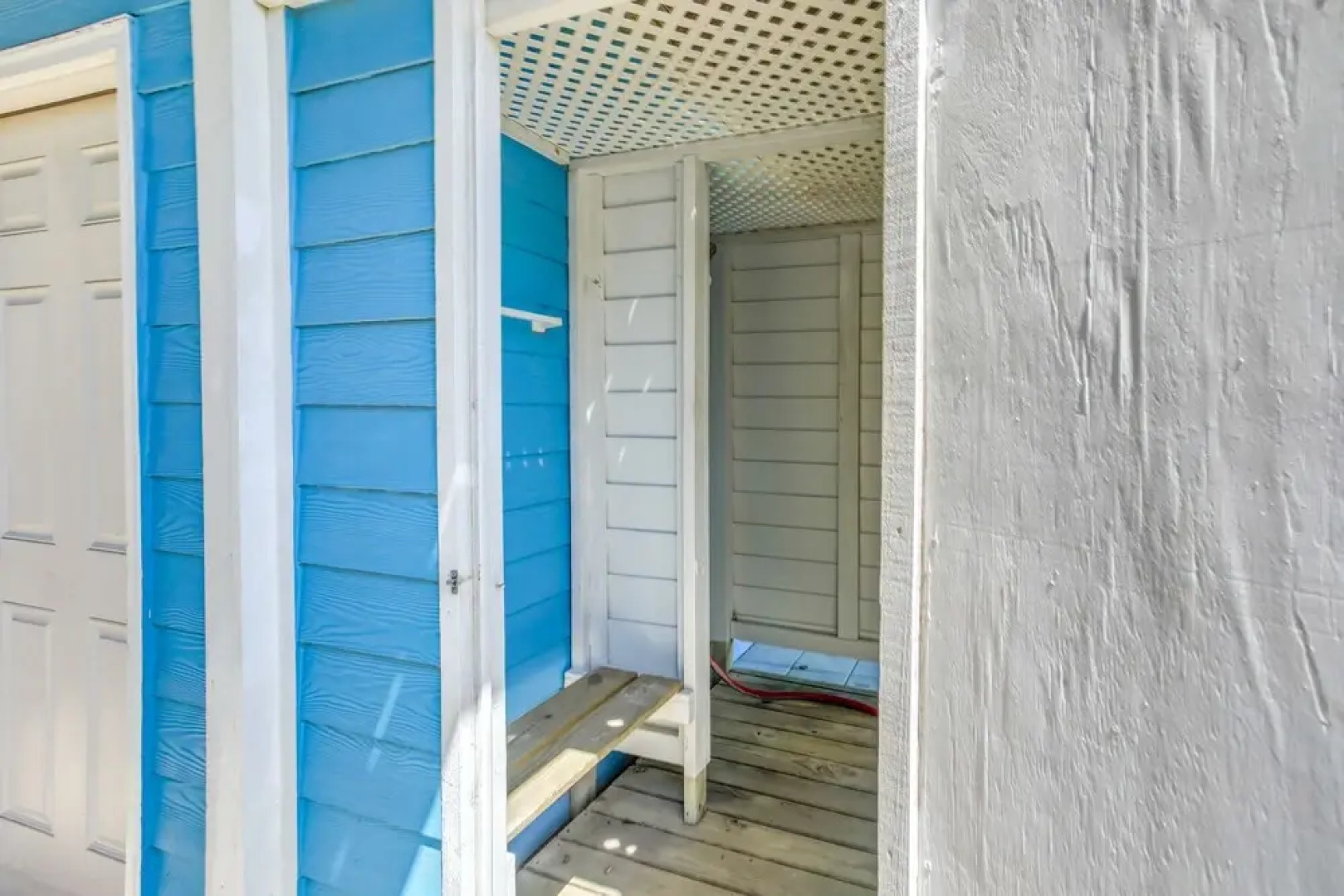 Steps to Beach: Surf City Vacation Rental!