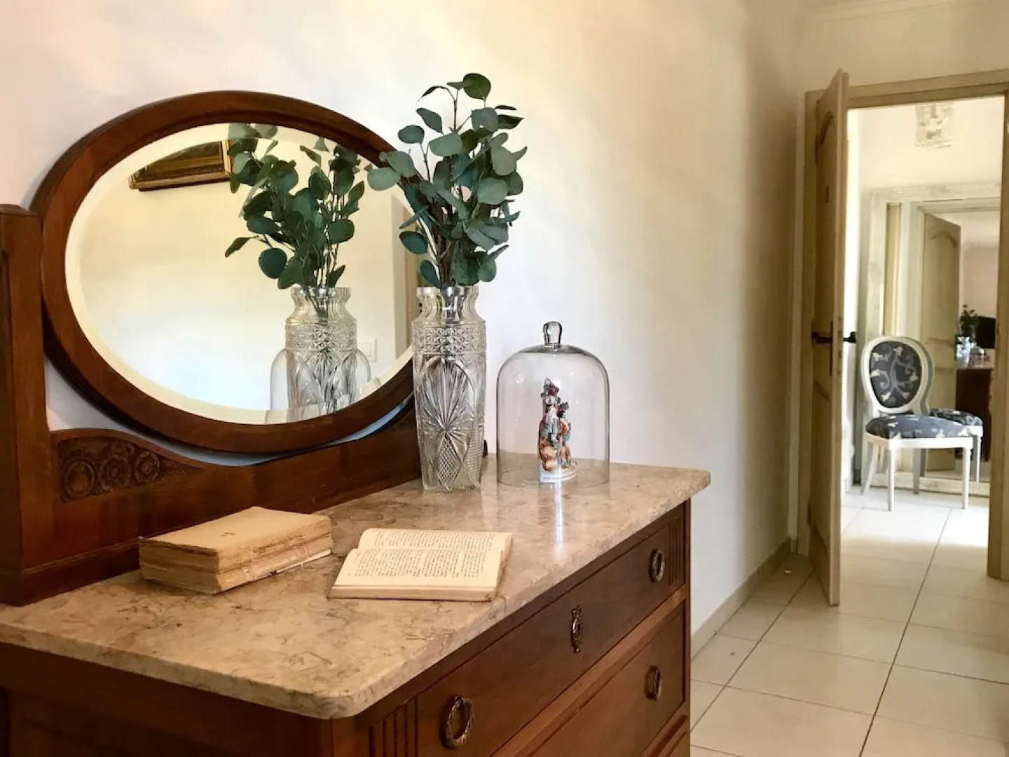 Captivating Villa in Le Plan-de-la-tour with Swimming Pool