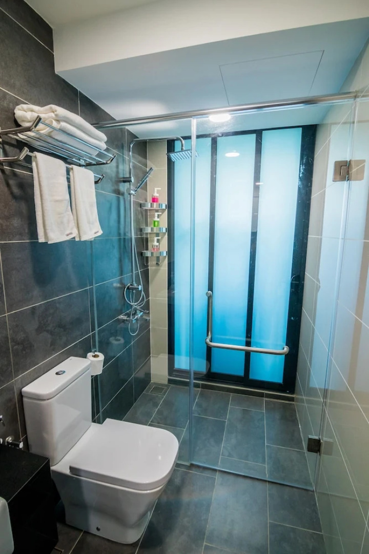 Almas Suites by Subhome