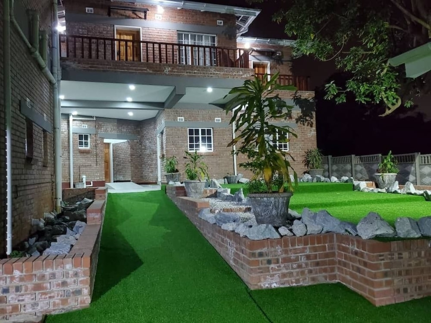Enopat Hotel