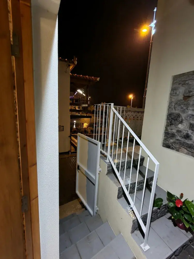 Room-discover Magical Calheta