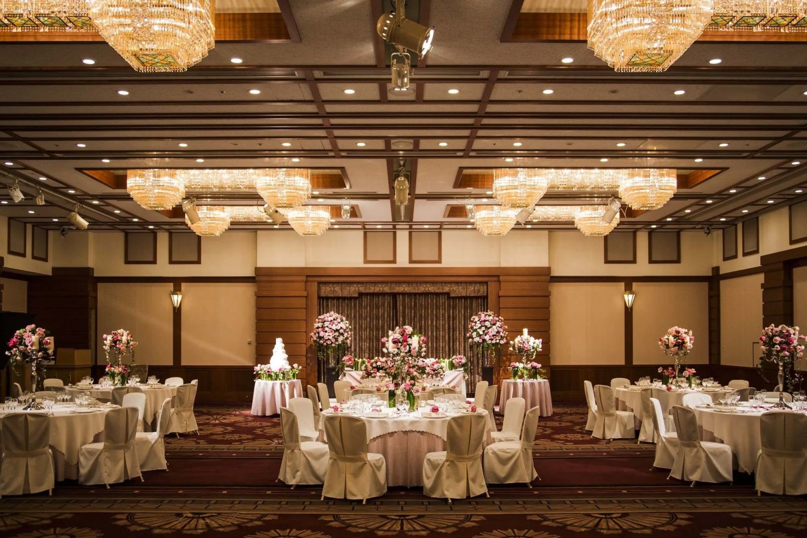 Отель The Crest Hotel Kashiwa