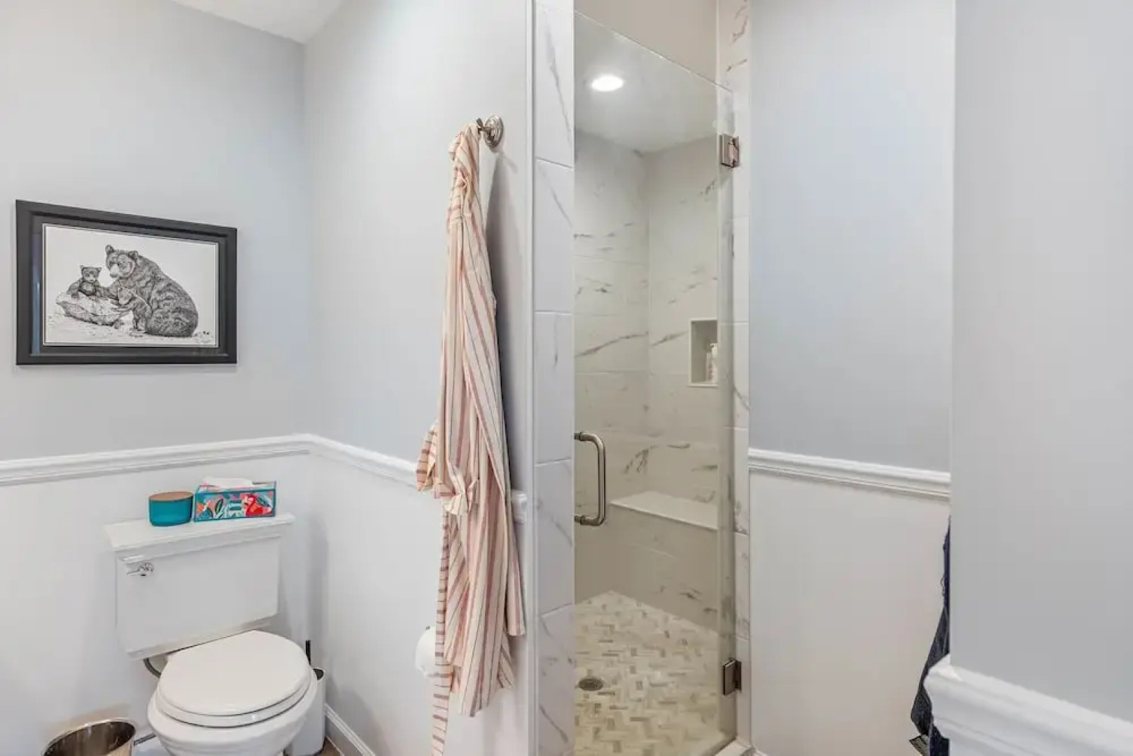 Whale of a Time Waterfront Stay for 10 With Resort-style Amenities