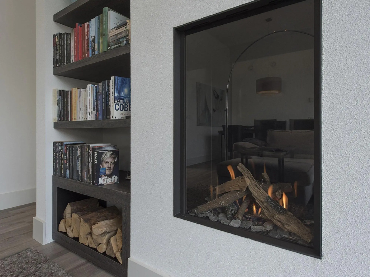 Luxury Villa With Private Jetty in Quiet Park