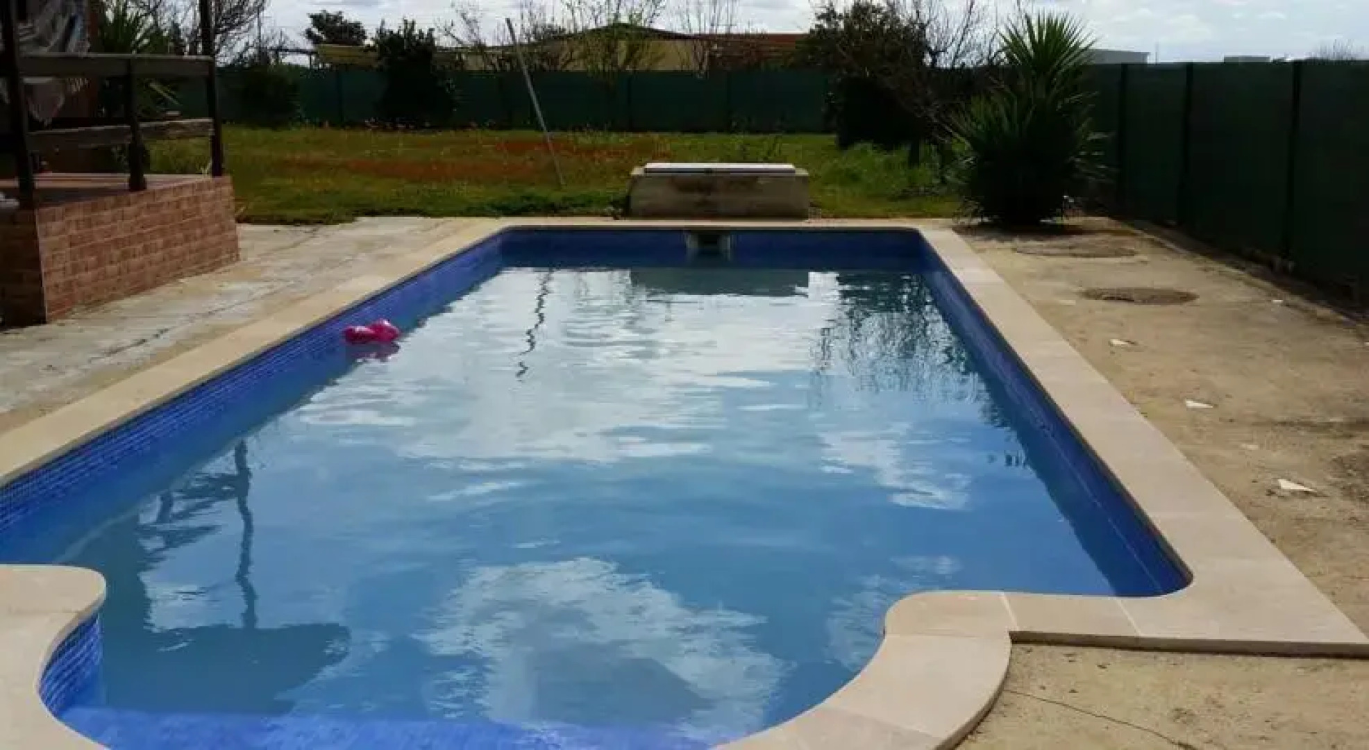 Wood house with swiming pool near Lisbon best beaches