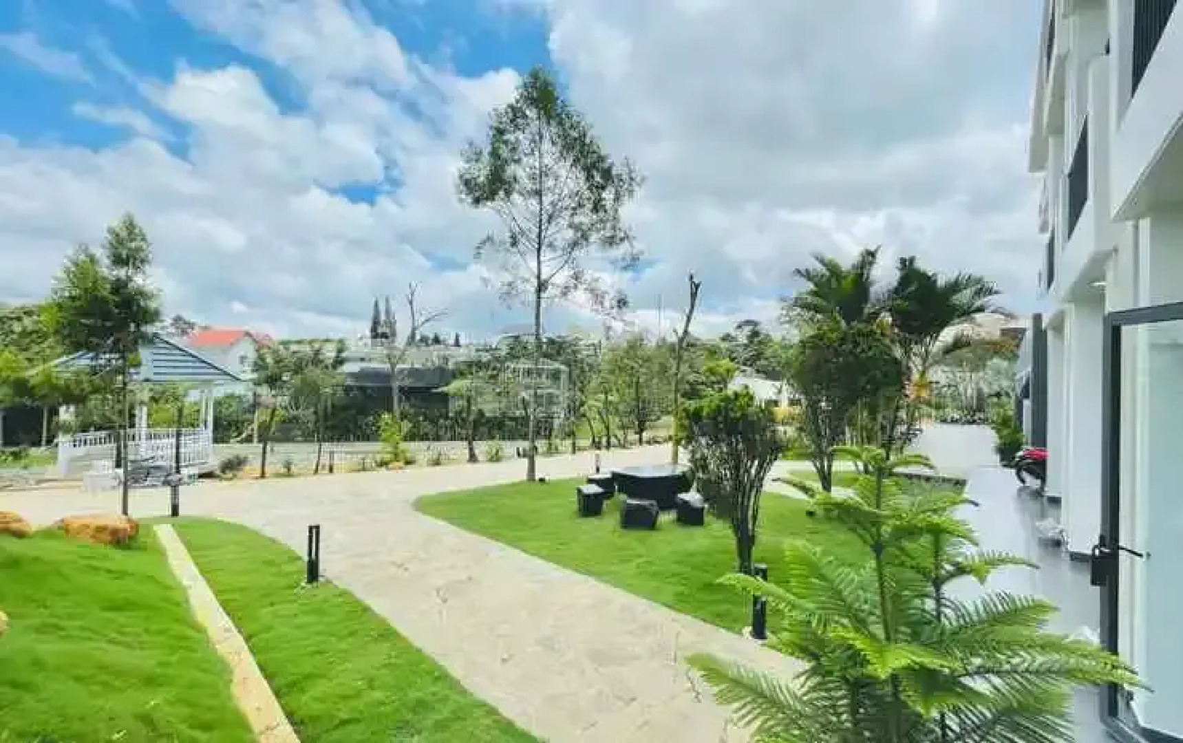 Sunflower Hotel & Resort