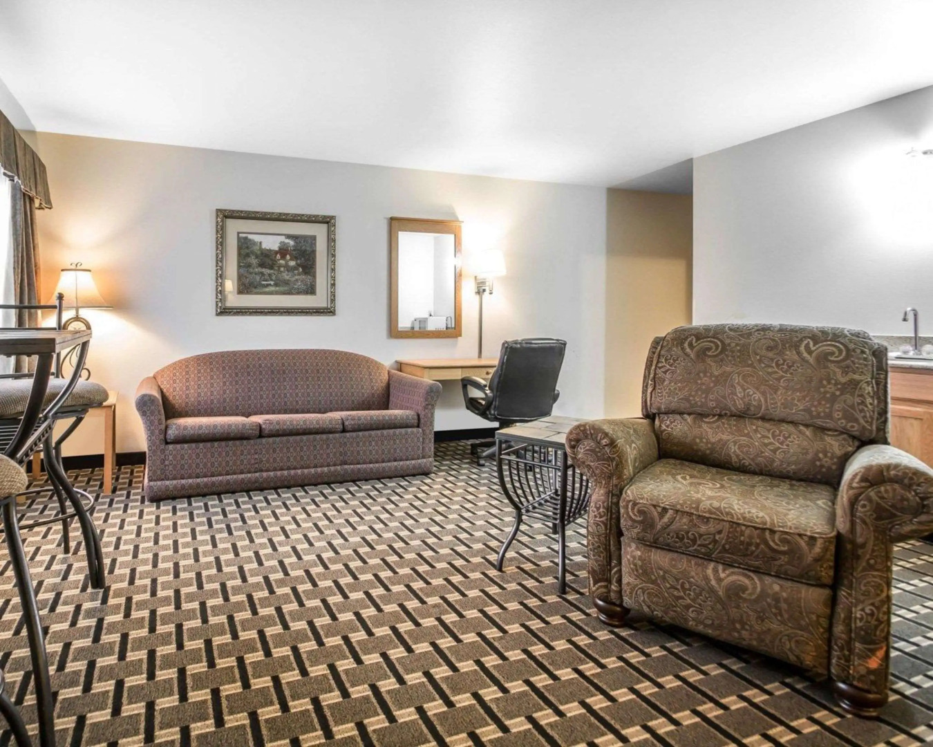 Quality Inn Mauston I-90