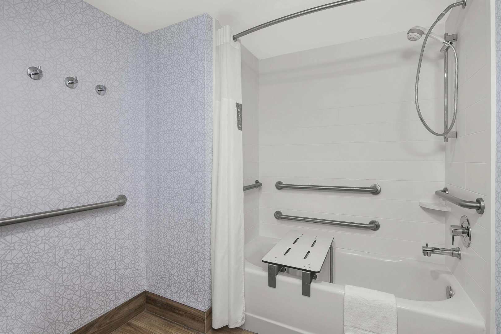 Hampton Inn & Suites Macon I-75 North