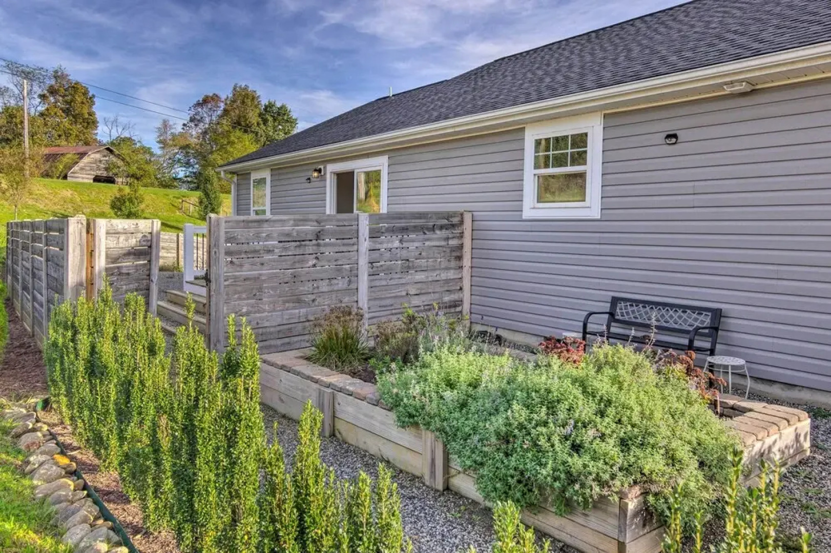 Unique Blue Ridge Haven, 12 Mi to Asheville!