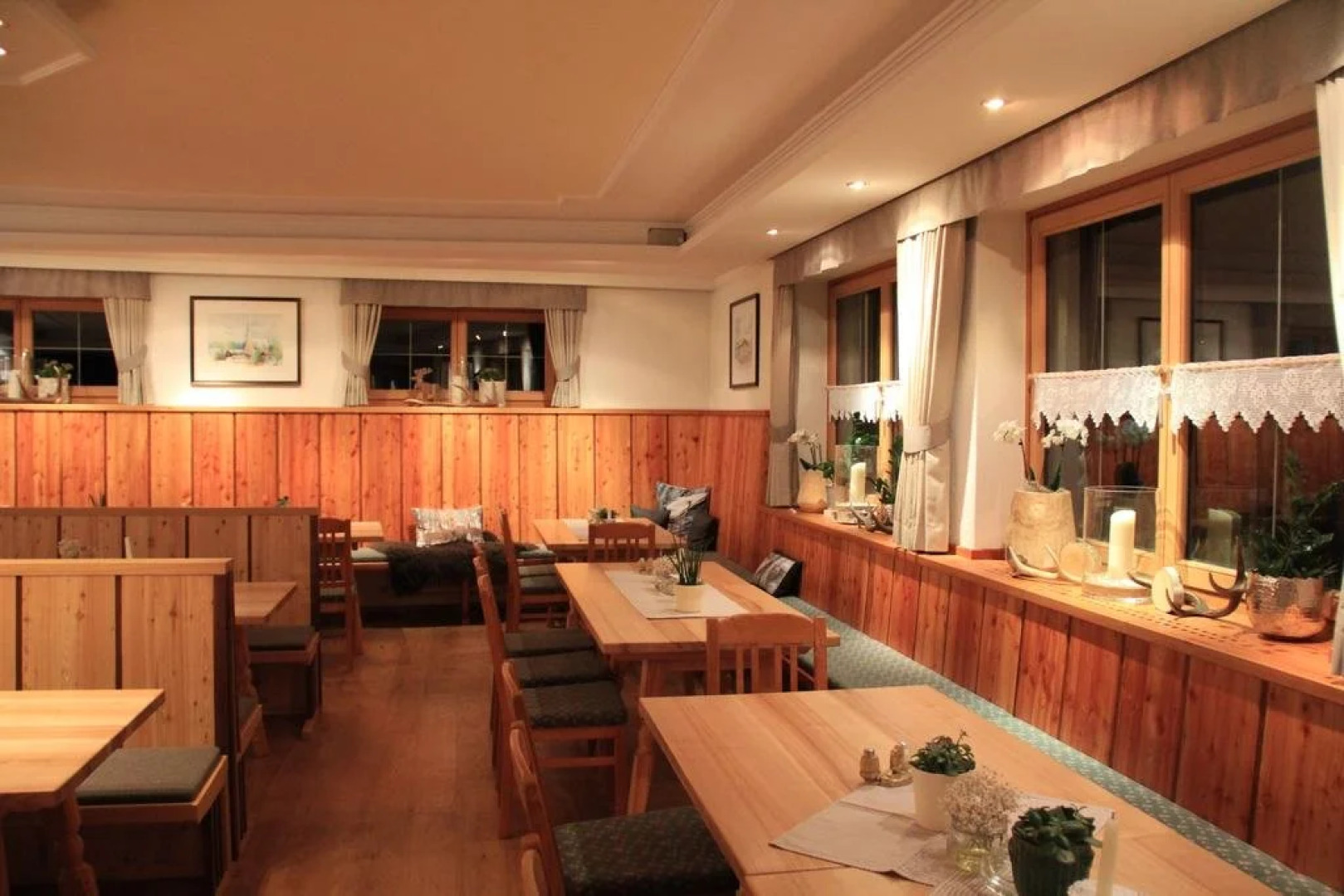 moser-HOCHKÖNIG Genuss Wirtshaus Hotel