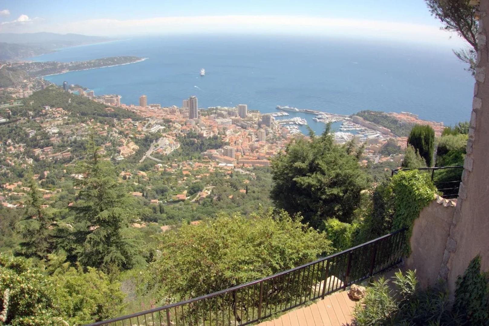 Haut de Monte Carlo Villa vue mer panoramique