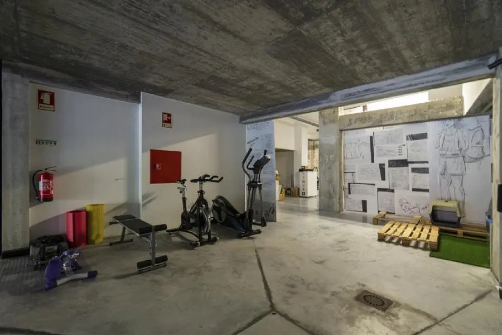 N1 Hostel Apartments & Suites