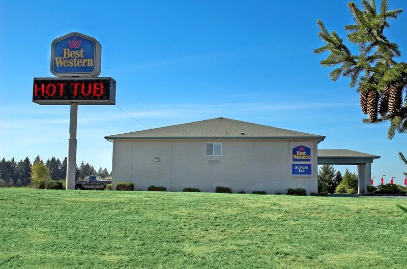 Rodeway Inn & Suites