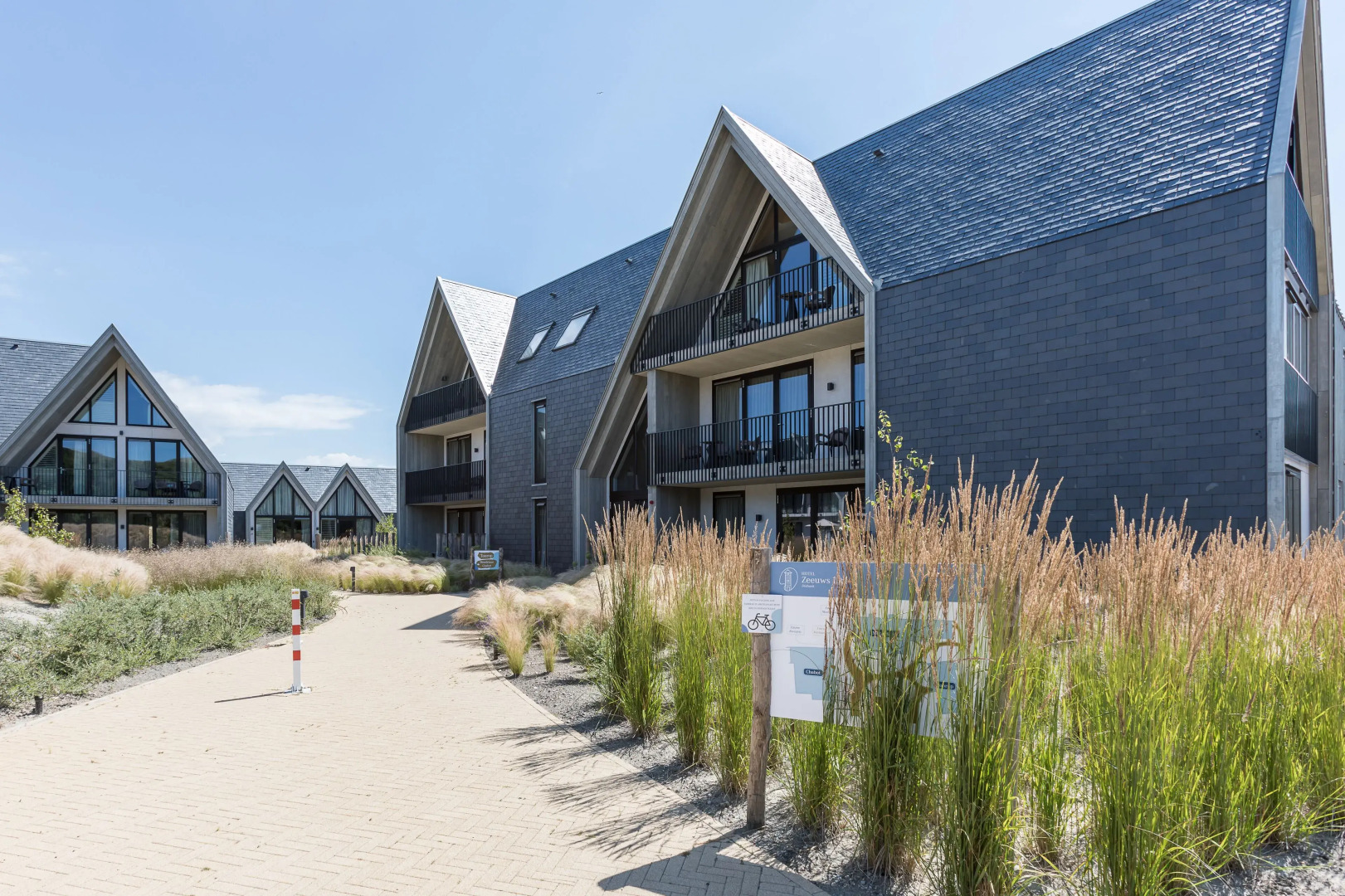 Hotel Zeeuws Licht  Kloeg Collection