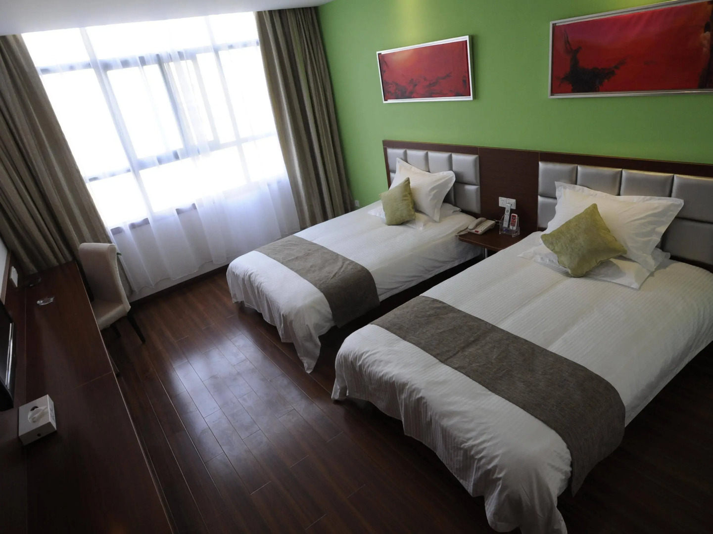 Wuhan Shuianmeiju Hotel