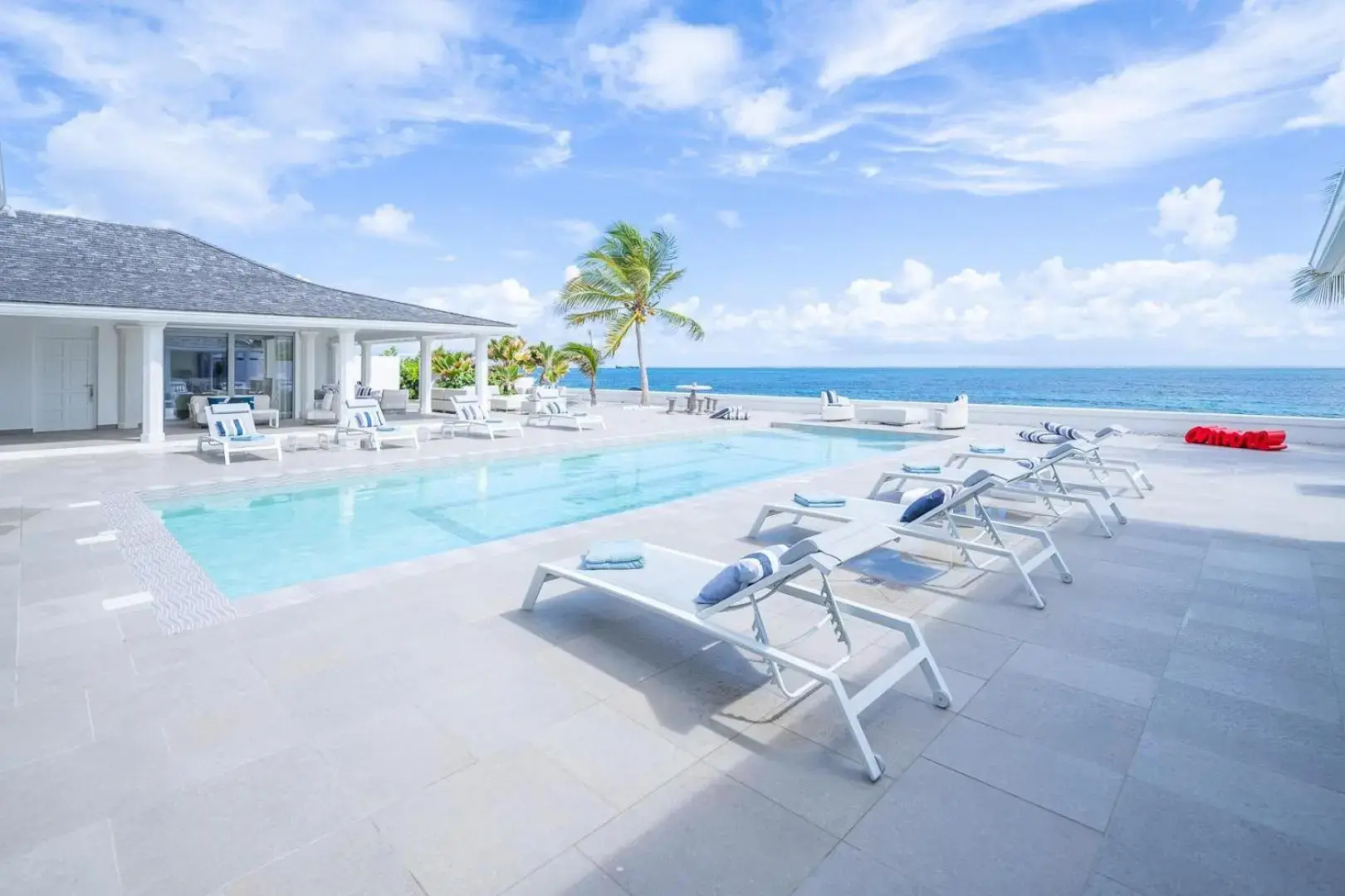 5 BR Luxe Oceanfront Escape for Groups Families Chef Service inkl