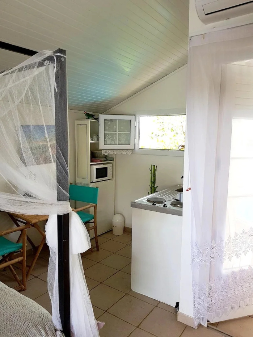 Apartment With one Bedroom in Le Lamentin, With Pool Access, Enclosed