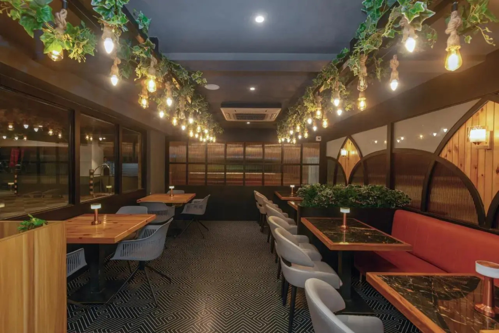 OYO Premium Light House Hill