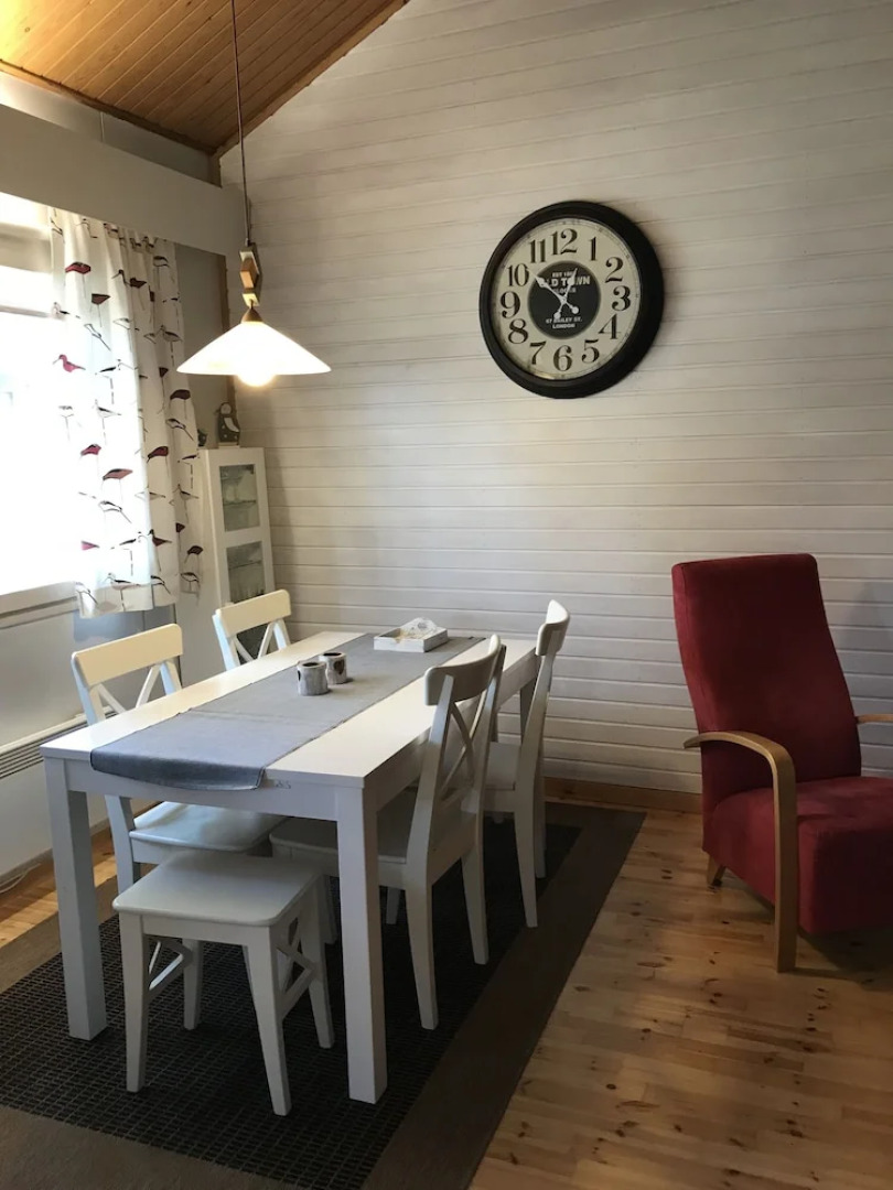 LUMILINNA-Mainiot Majat