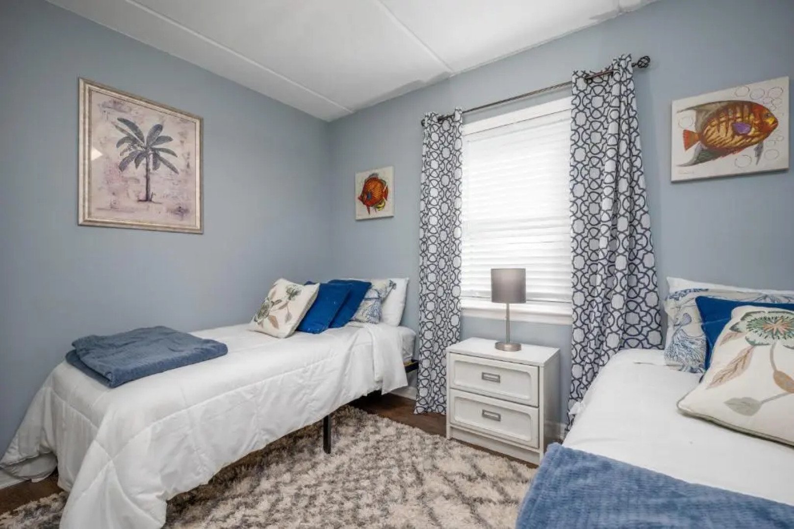 Beachcomber 304, 2BRs, Pool, Beach, Near Mayo Clinic, Sleeps 4