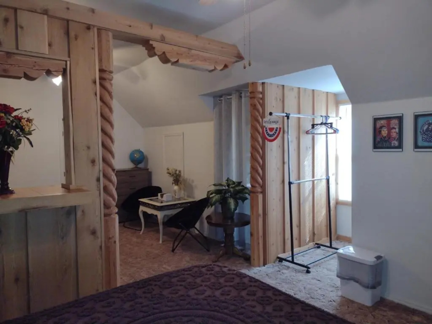 Quiet upstairs studio close to town 420 friendly