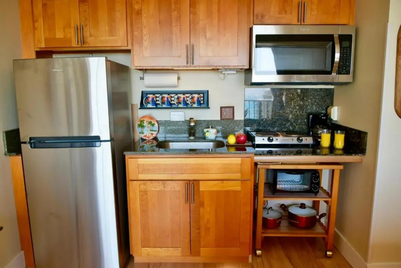 Jenny's Pineapple Cottage