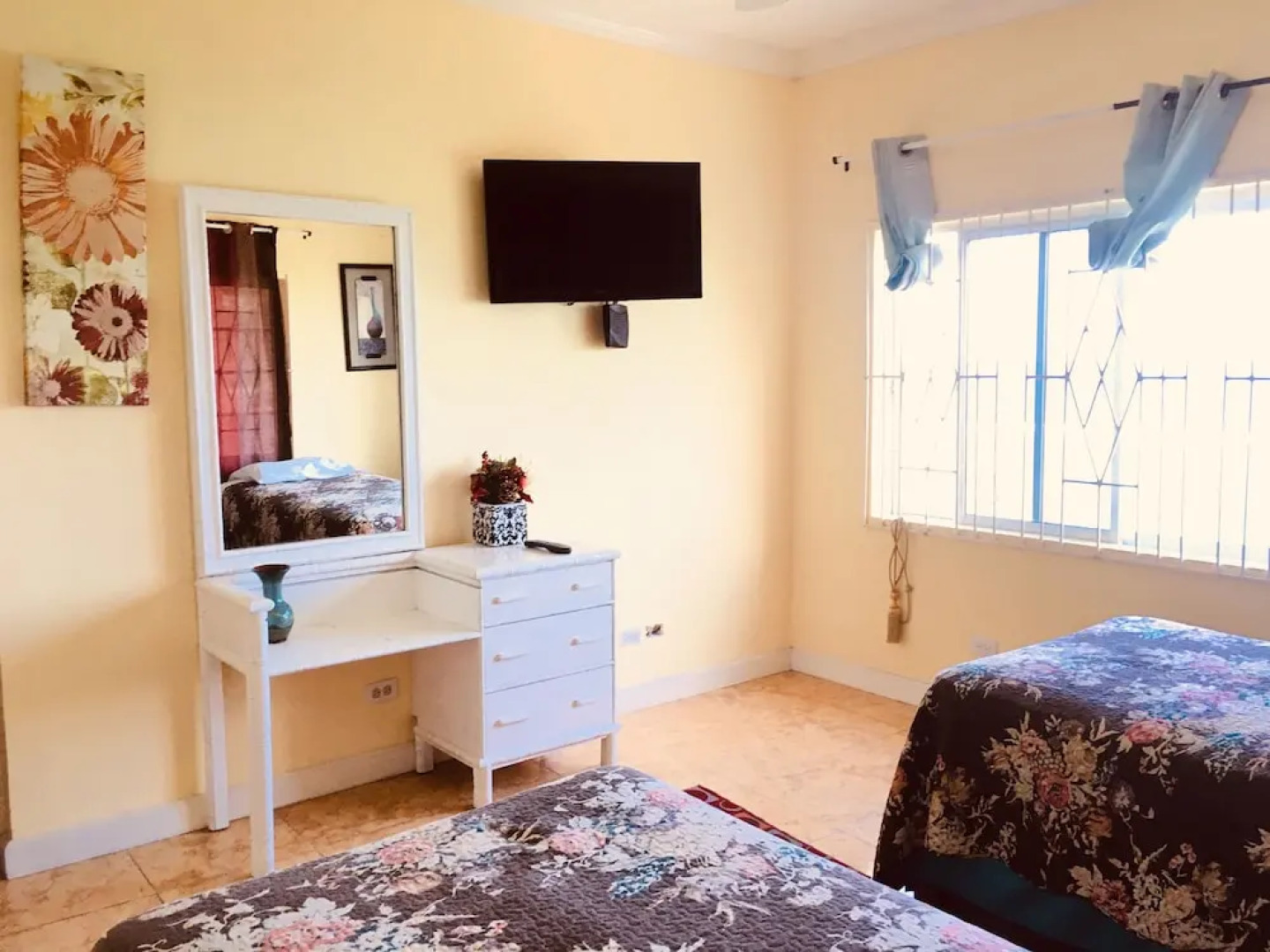 Pineapple Cove Resort