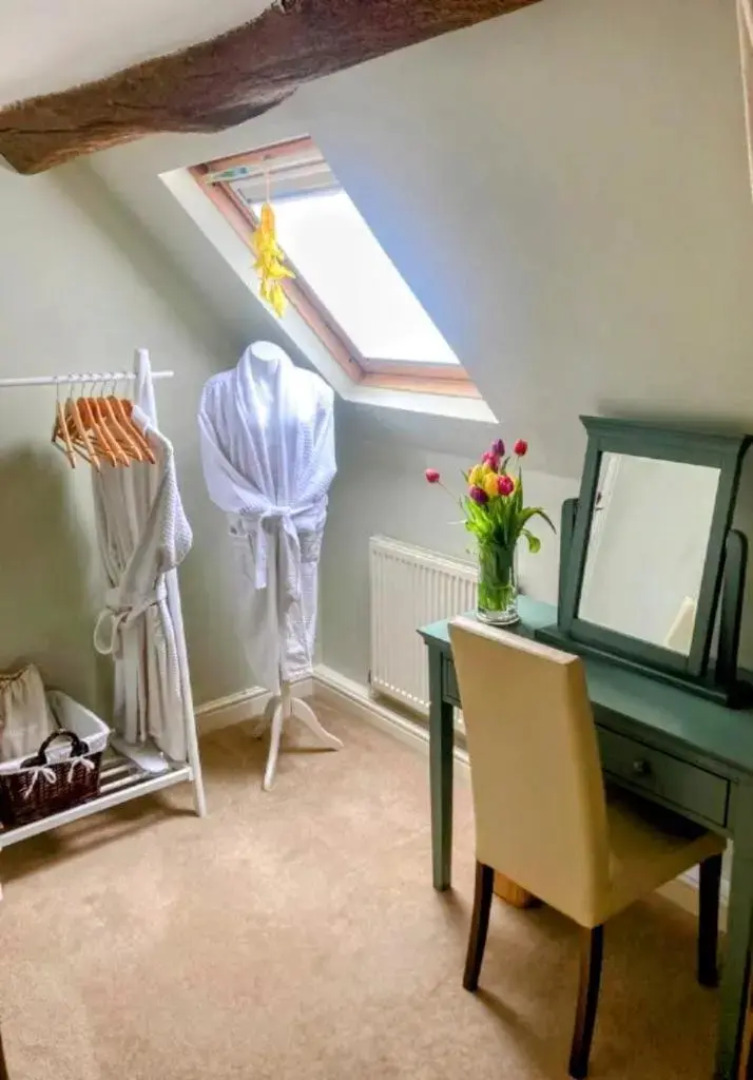 Worralls Grove Guest Farm House